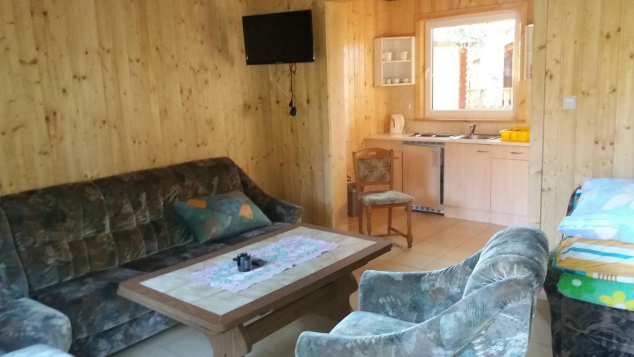 Domki Nad Jeziorem W Karlowicach Karlowice Exteriör bild