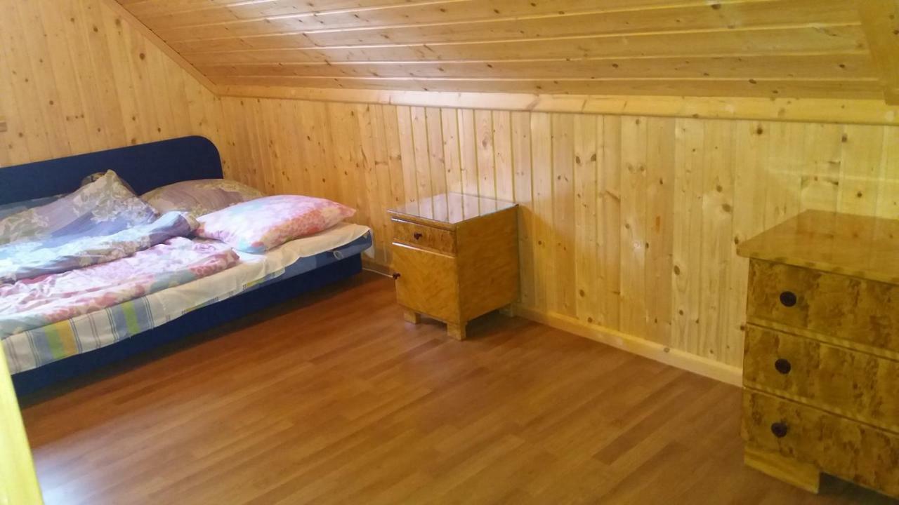 Domki Nad Jeziorem W Karlowicach Karlowice Exteriör bild