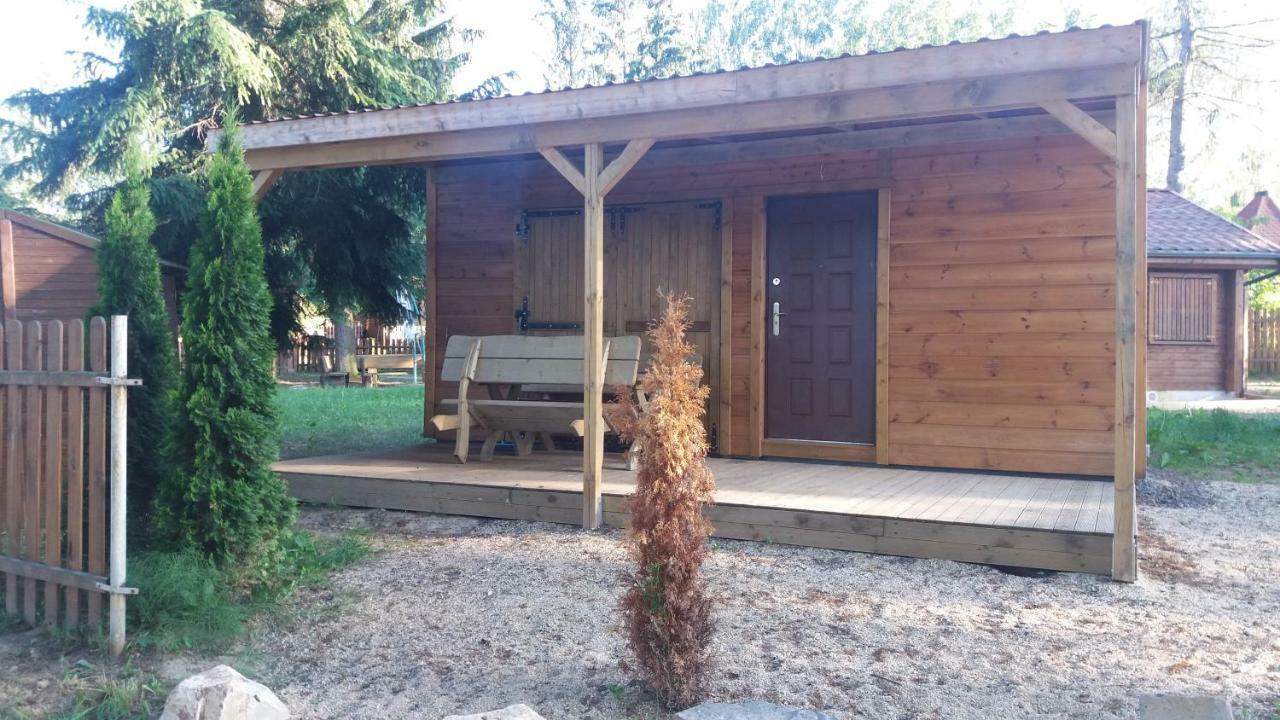 Domki Nad Jeziorem W Karlowicach Karlowice Exteriör bild